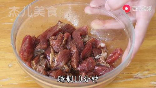 牛吃小瓜怎么样好吃呢视频,探寻地道美食的独特风味