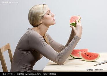 美女图片吃瓜视频网站下载,下载背后的秘密与诱惑