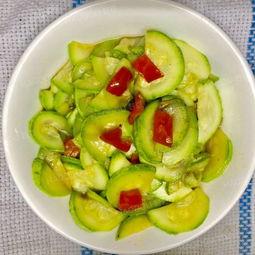 菜小瓜怎么吃才好吃视频,视频教你轻松做出佳肴