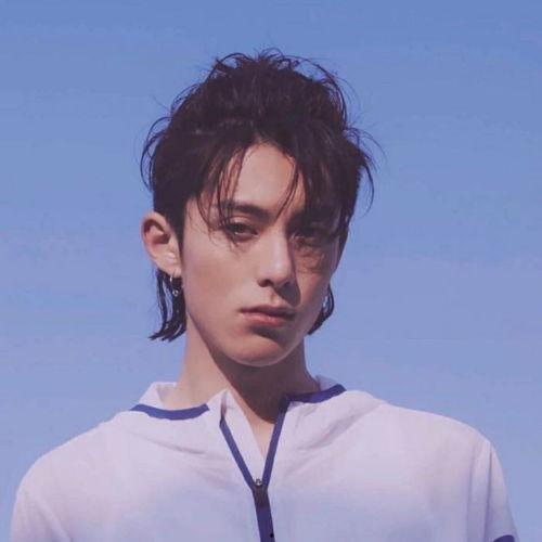 吃瓜少女王鹤棣视频,揭秘娱乐圈幕后故事